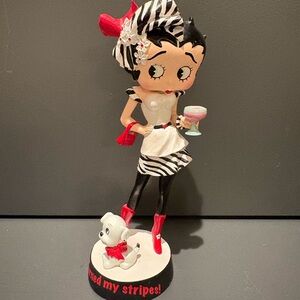 Betty Boop Figurine with Dog